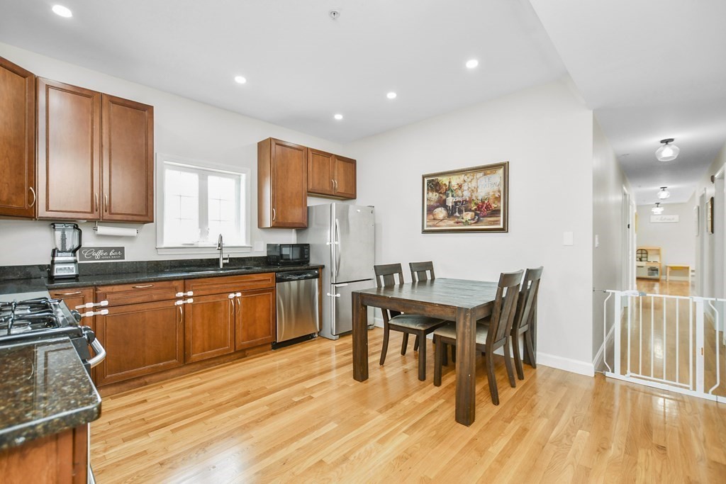 895 Hyde Park Avenue # 2