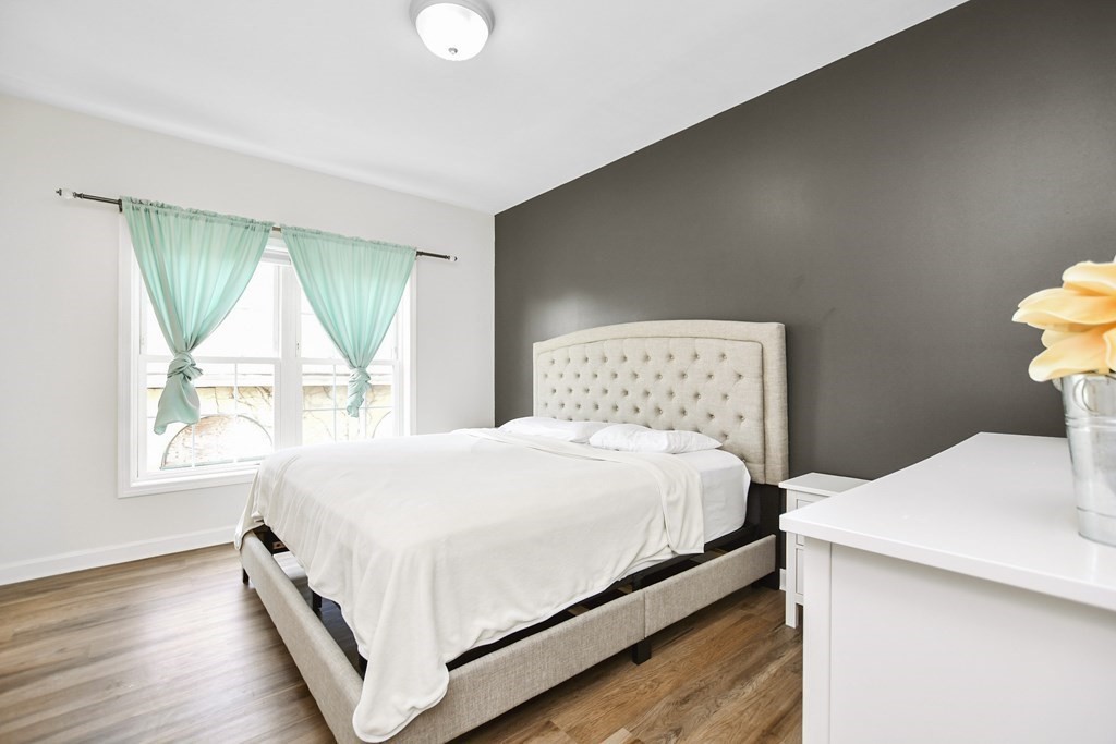 895 Hyde Park Avenue # 2