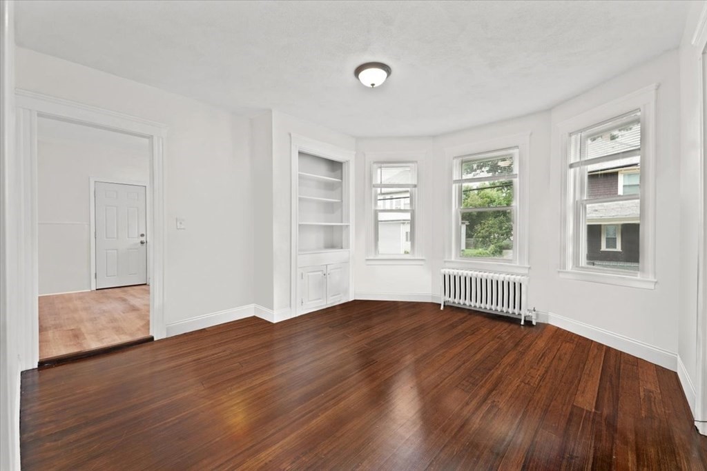 95 Roslindale Ave # 1