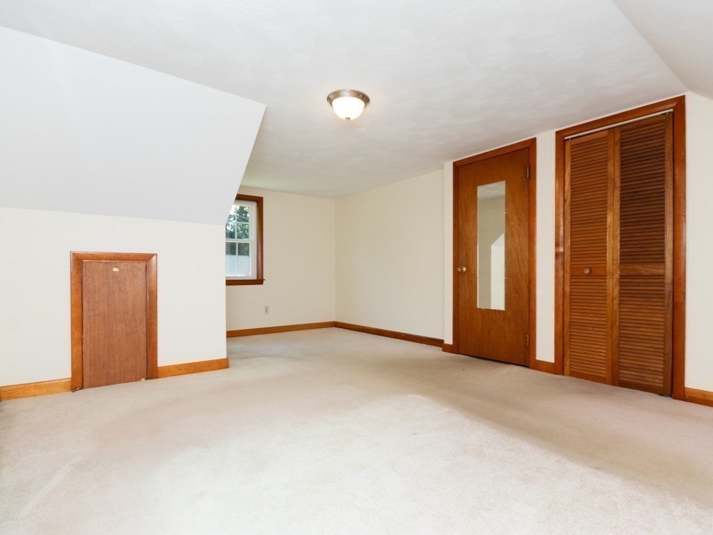 70 Allen St