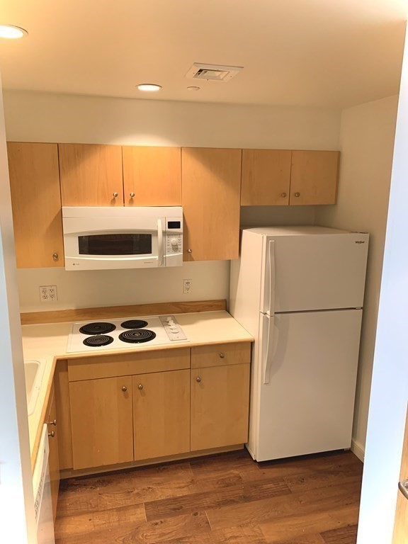 131 Tremont Street # 6C