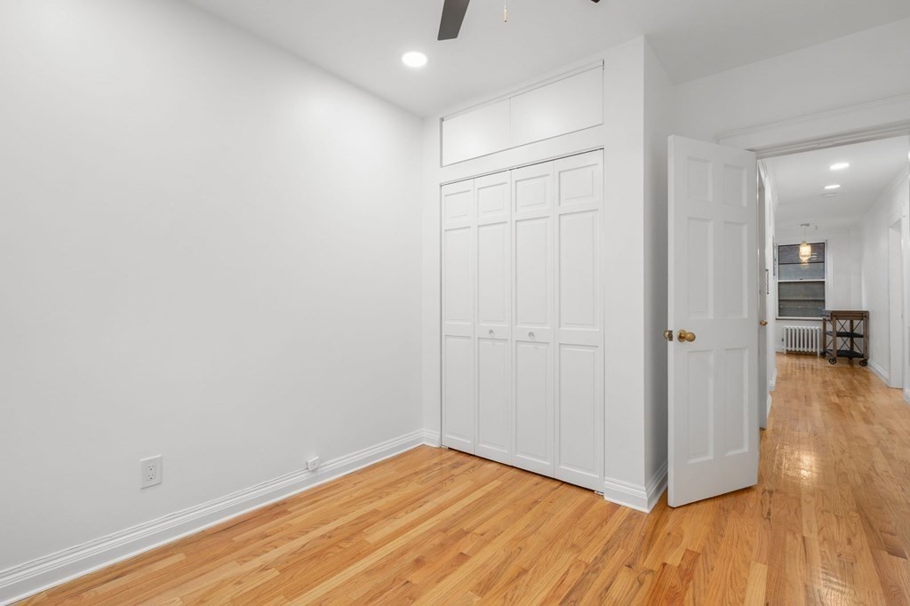 106 Myrtle St # 4