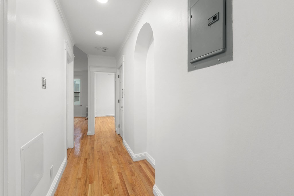 106 Myrtle St # 4