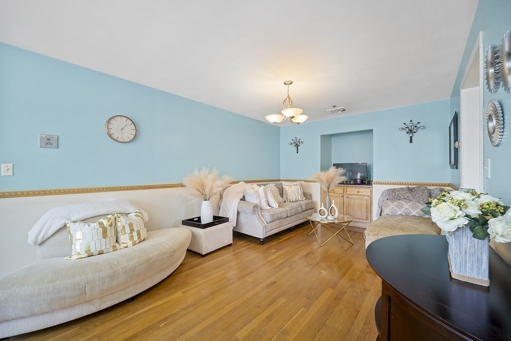 6 Dana Ave # 6