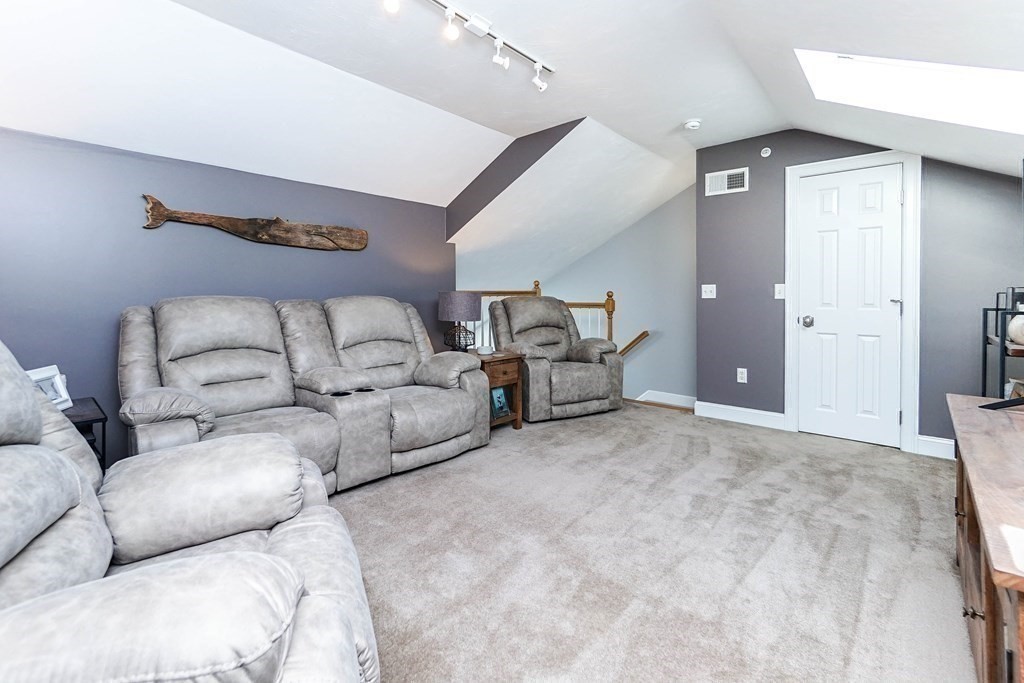 12 Azalea Ln # 12