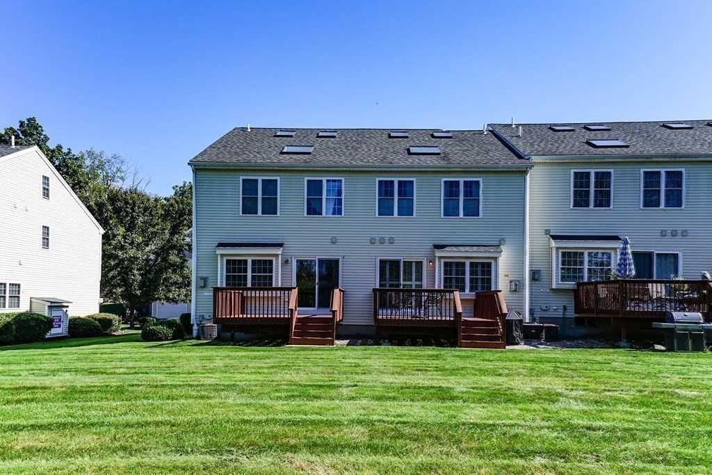 12 Azalea Ln # 12