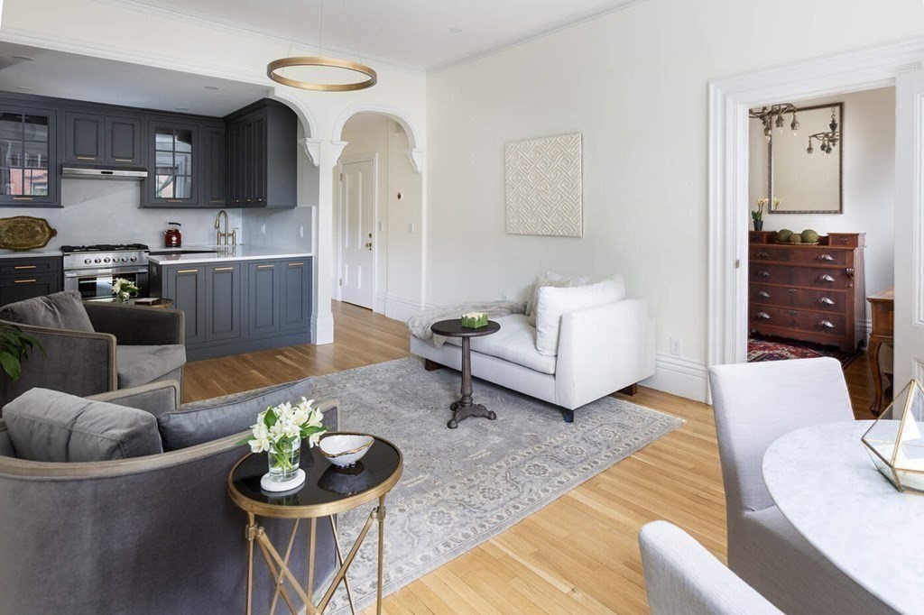 43 Upton St # 3