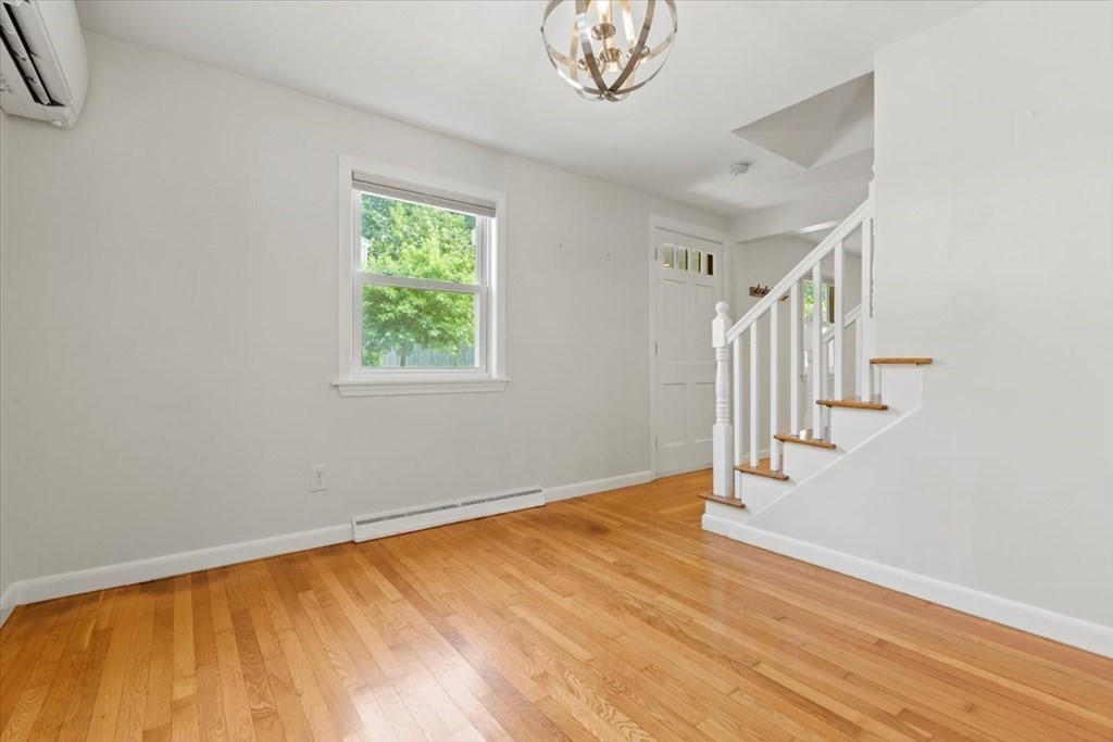 55 Bateman St