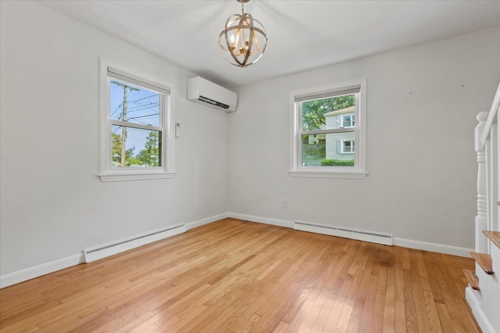 55 Bateman St