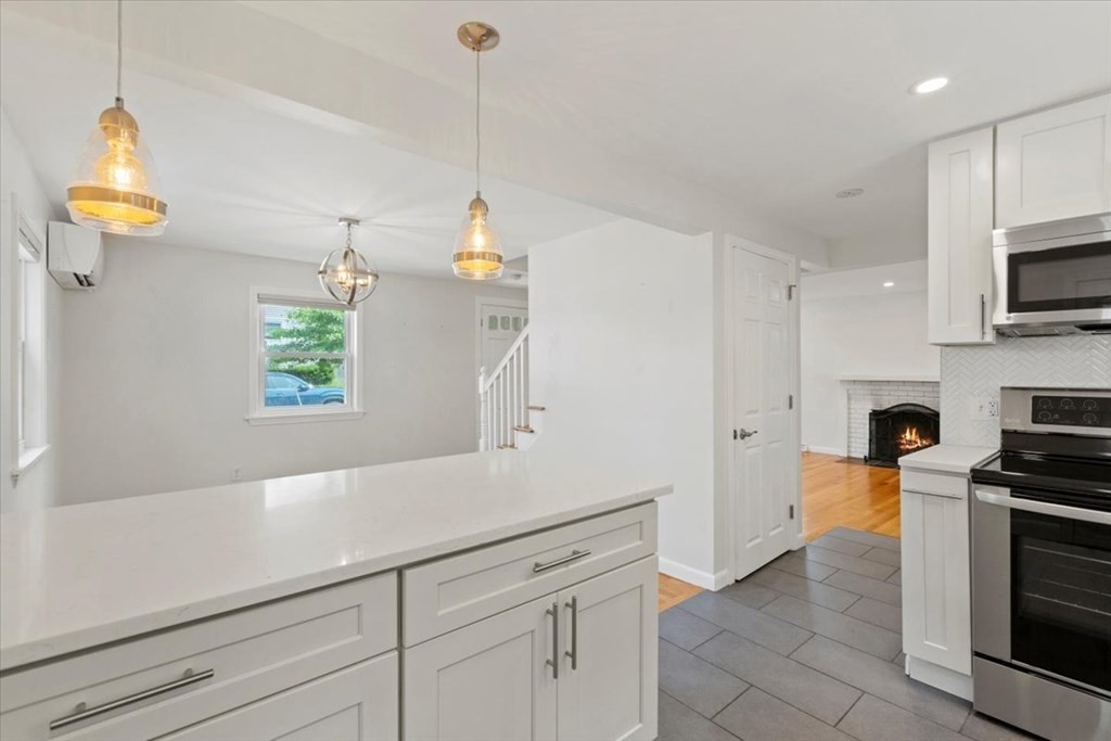 55 Bateman St