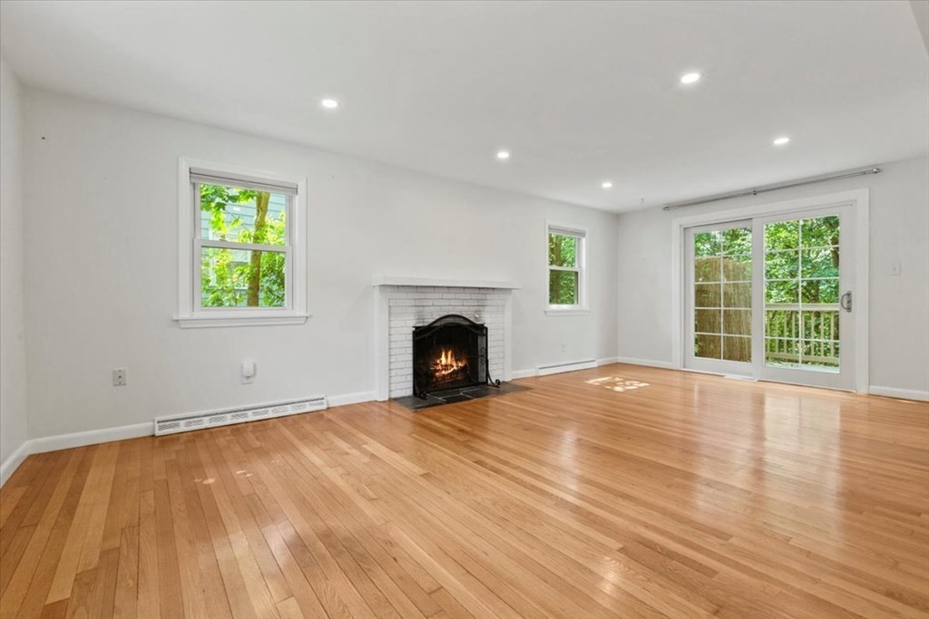 55 Bateman St