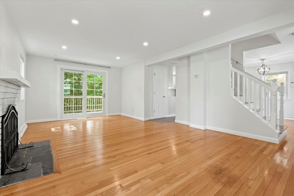 55 Bateman St