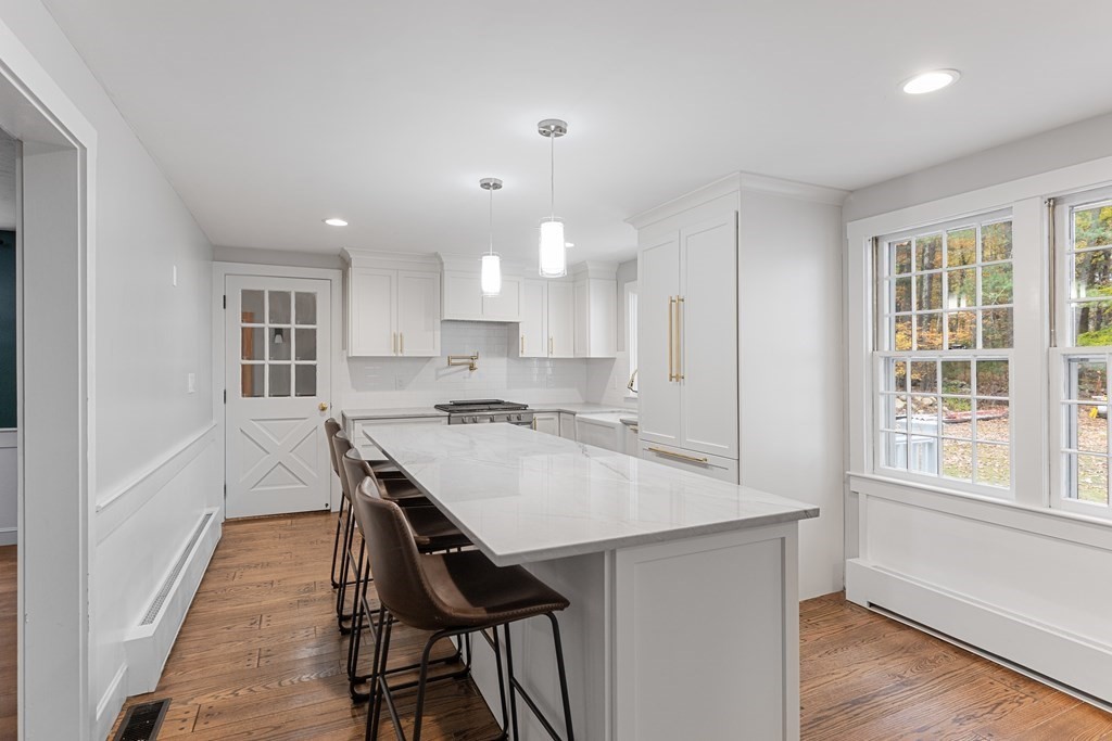 32 Carl Rd
