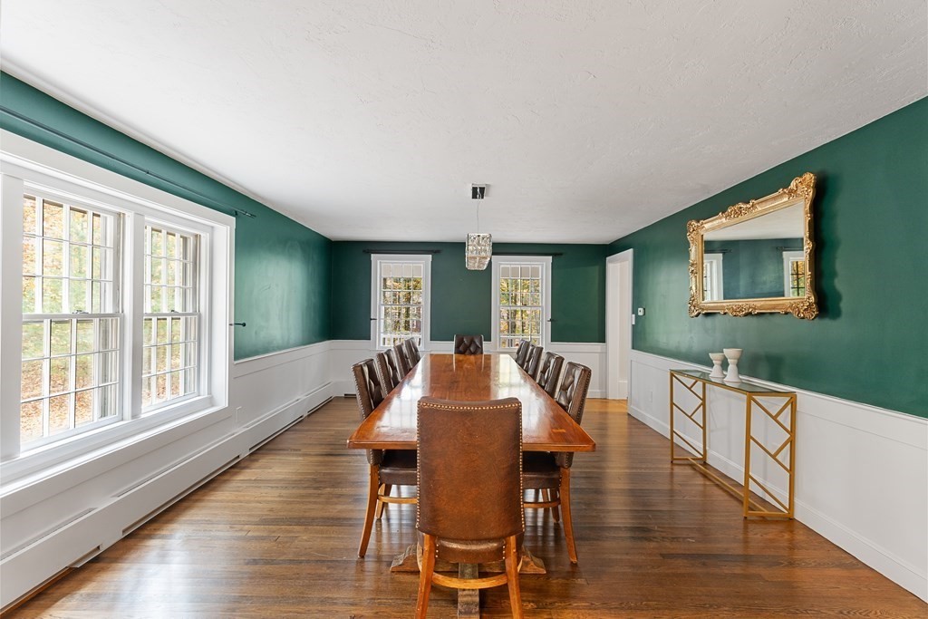 32 Carl Rd