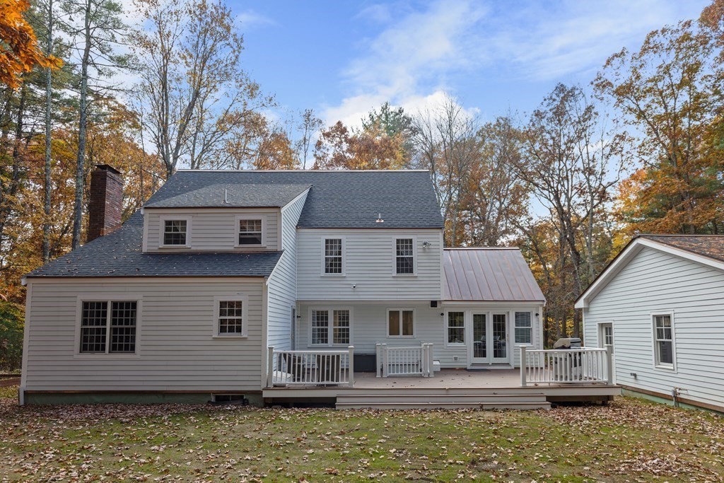 32 Carl Rd