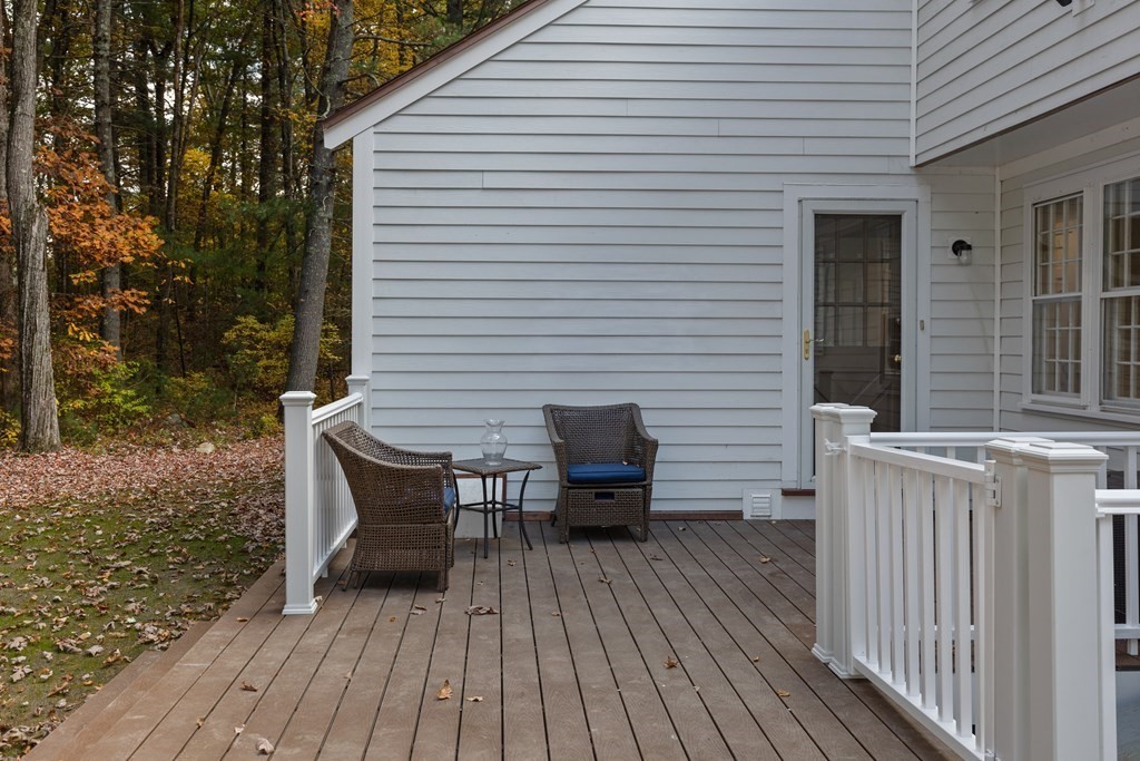 32 Carl Rd