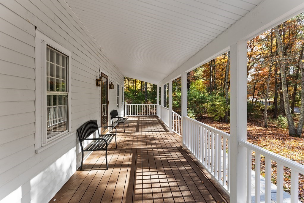 32 Carl Rd