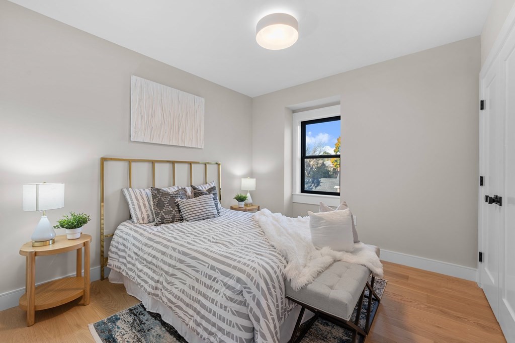 37 Elmwood Street PH