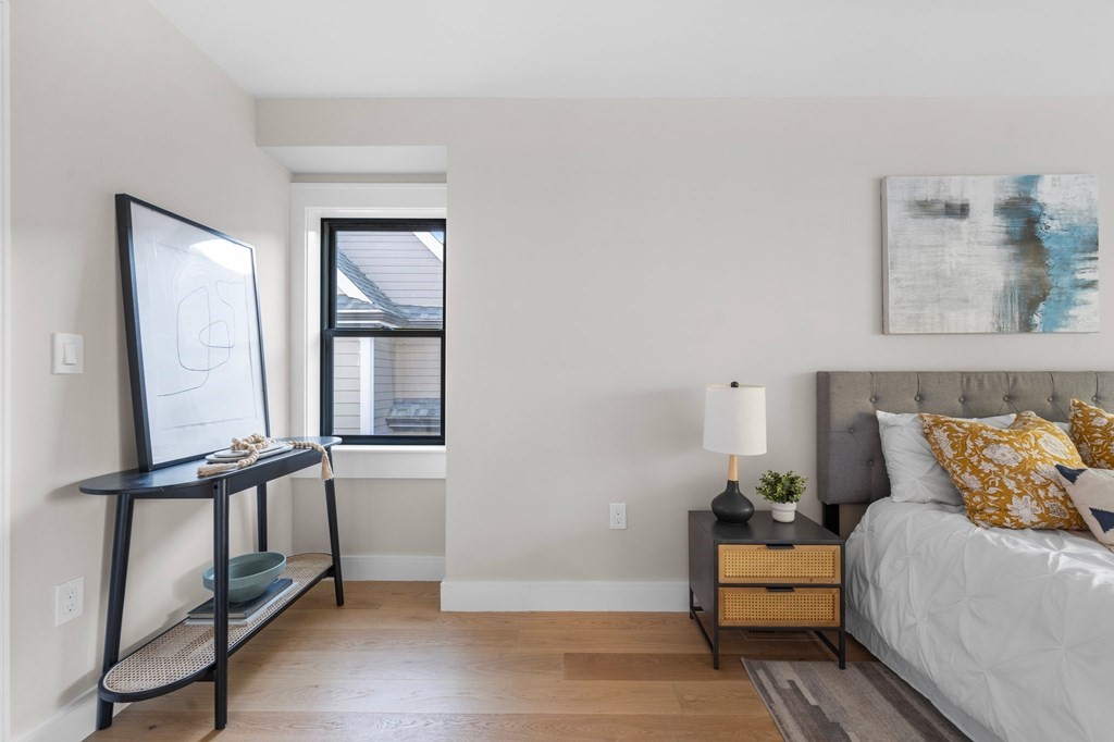 37 Elmwood Street PH
