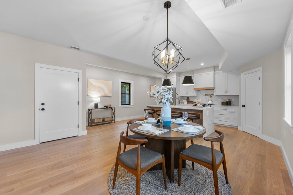 37 Elmwood Street PH