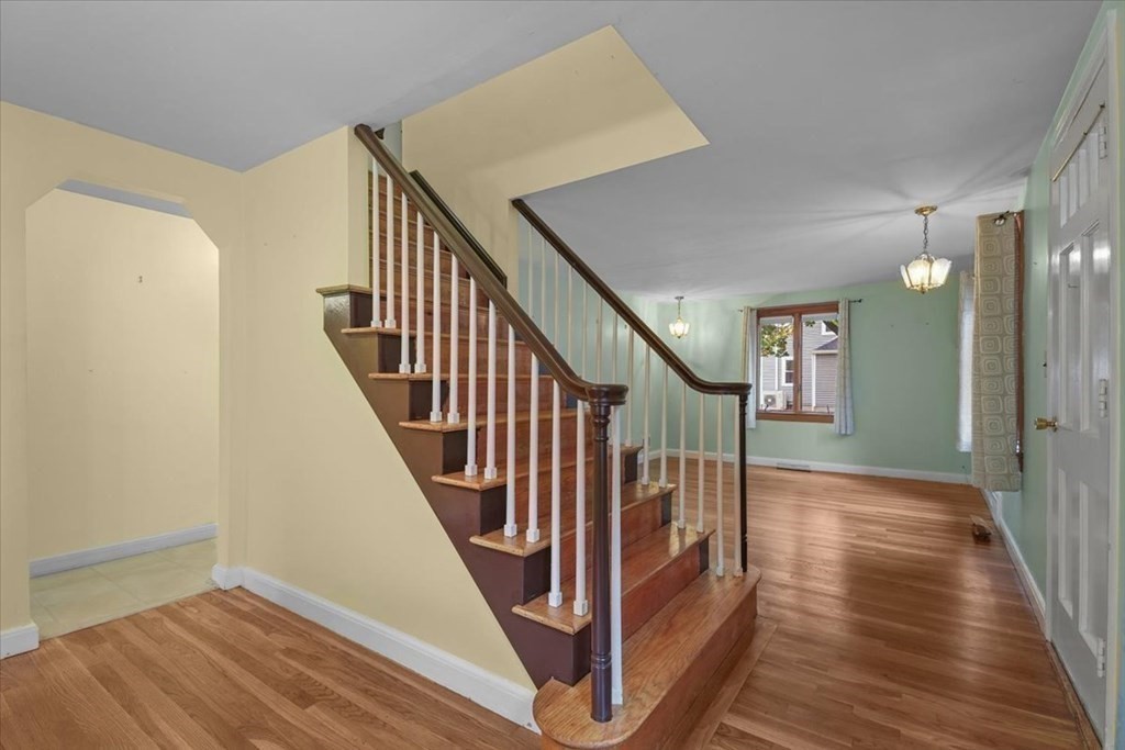 16 Edgehill Road