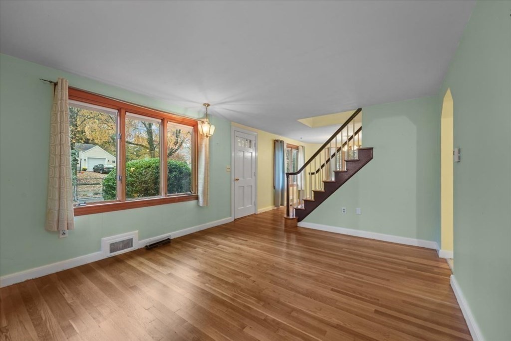 16 Edgehill Road