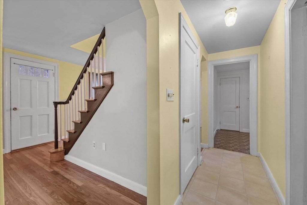 16 Edgehill Road