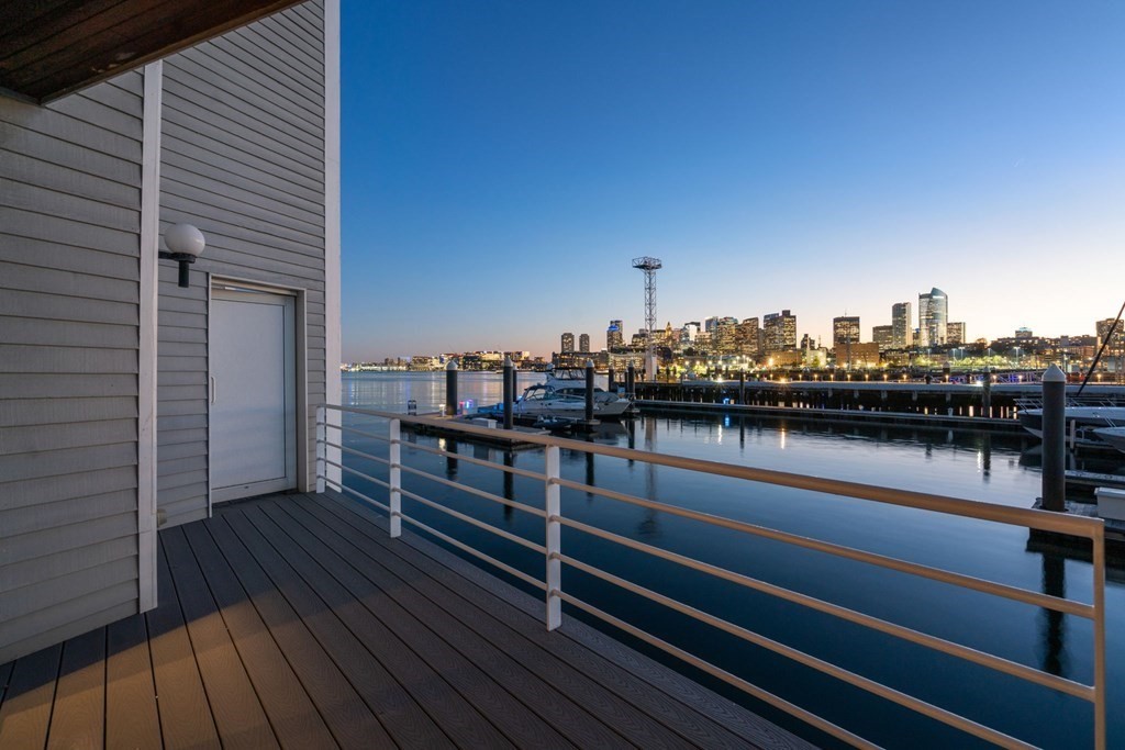 6 Constellation Wharf # 6