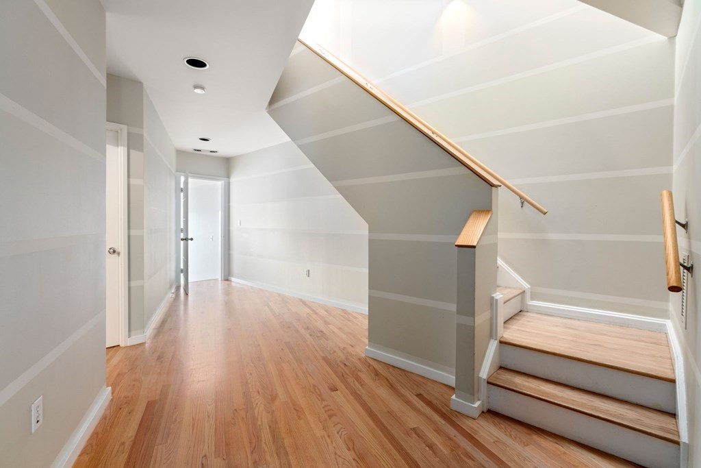 6 Constellation Wharf # 6