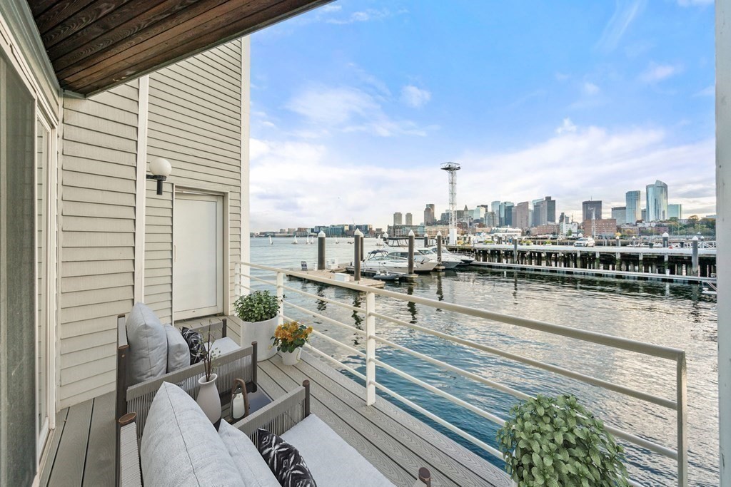 6 Constellation Wharf # 6