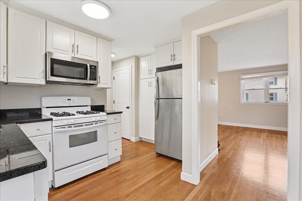 38 Plymouth St # 38