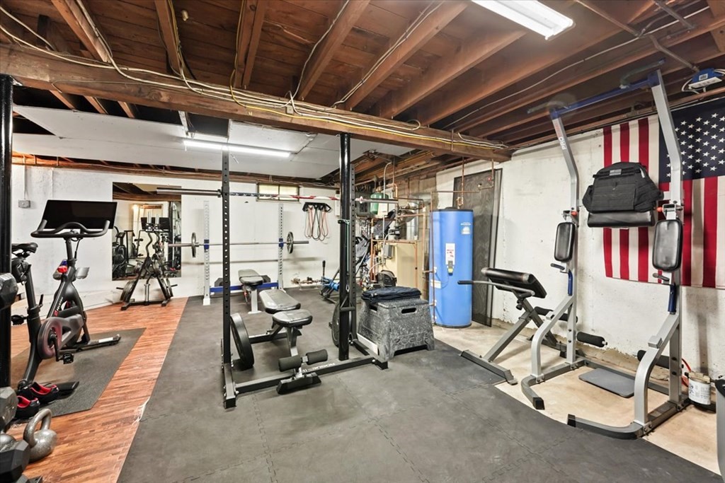 38 Irving Dr