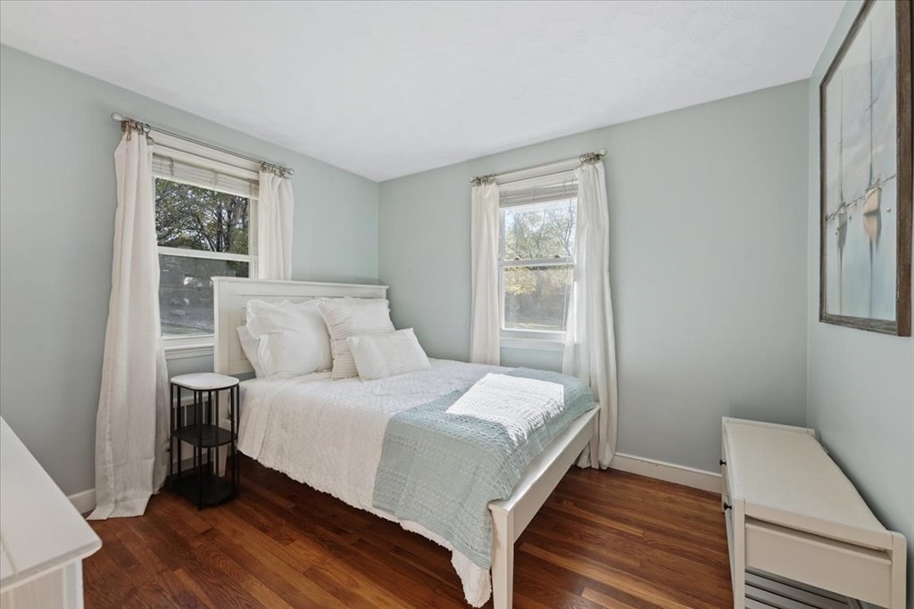 38 Irving Dr