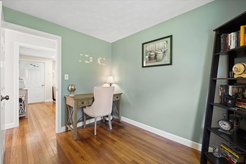 38 Irving Dr