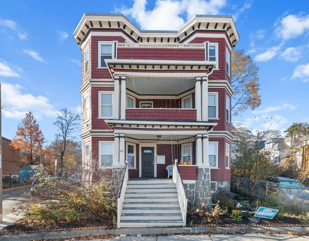 69 Pleasant Street # 2