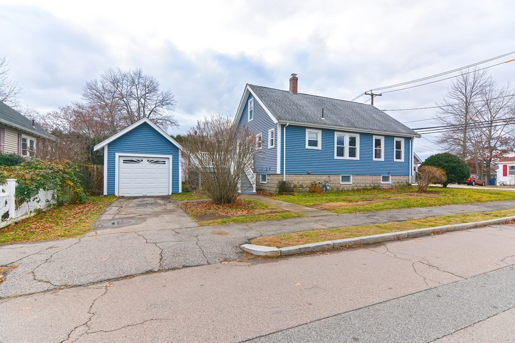 19 Laurie Avenue