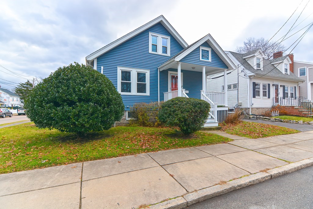 19 Laurie Avenue