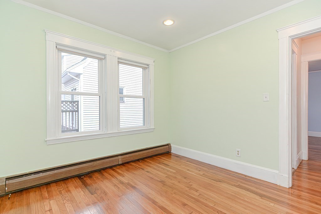 19 Laurie Avenue