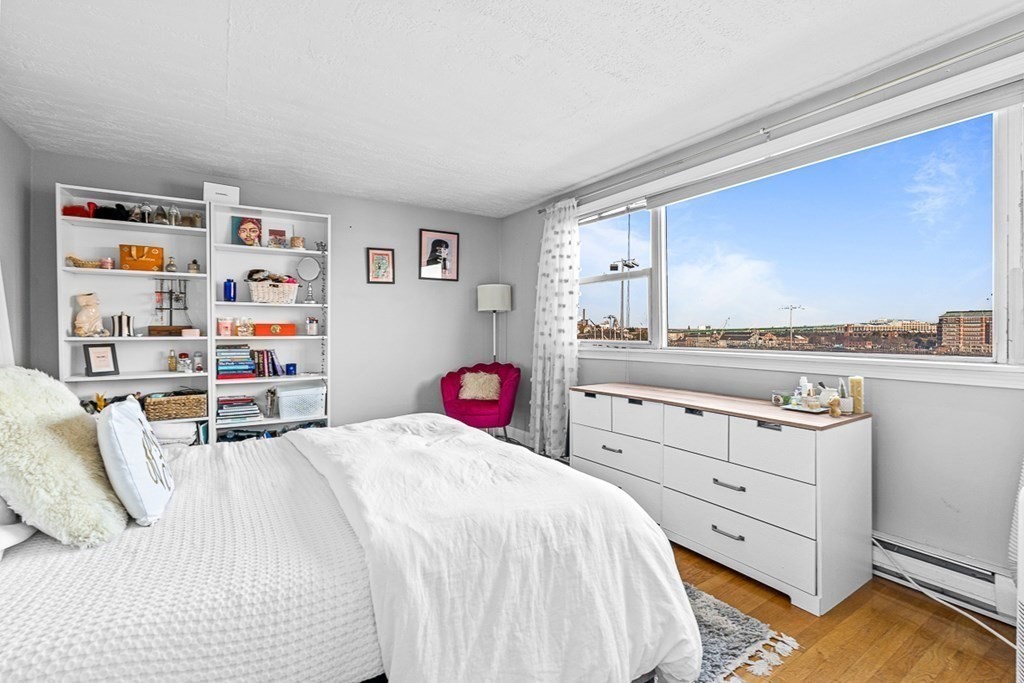 480 Commercial Street # 5B