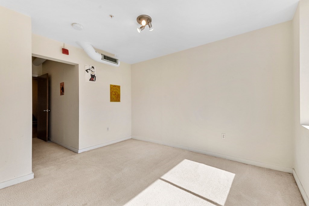 210 South St # 5 Unit: 4-5