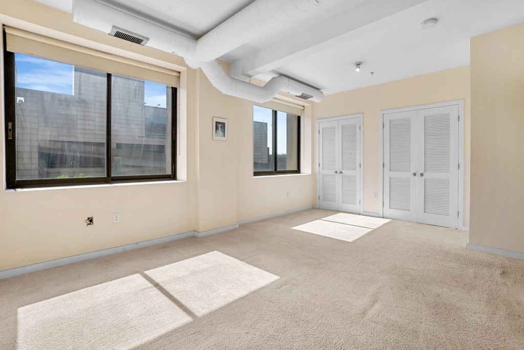 210 South St # 5 Unit: 4-5