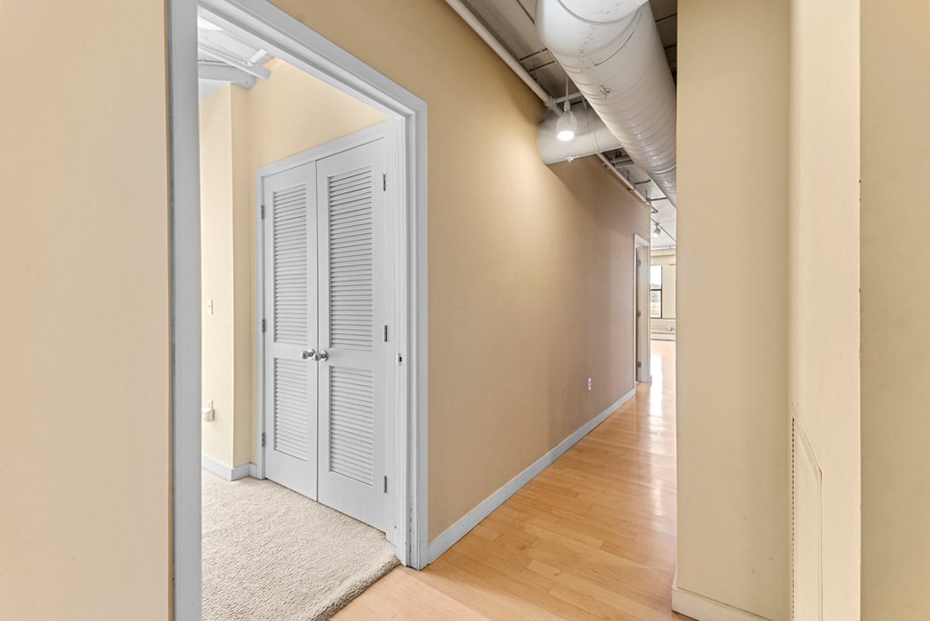 210 South St # 5 Unit: 4-5