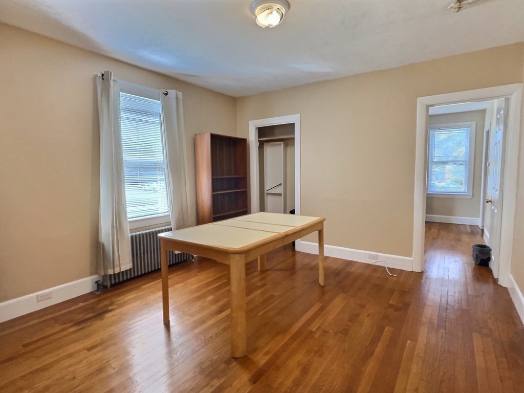 18 Concord Ave # 1