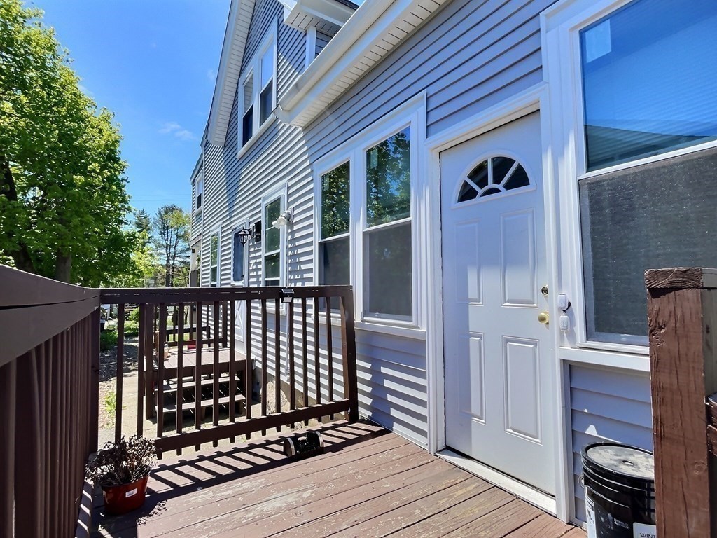 18 Concord Ave # 1