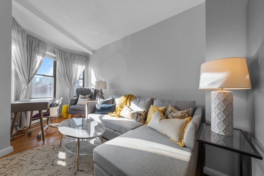 1810 Dorchester Aveune # 3