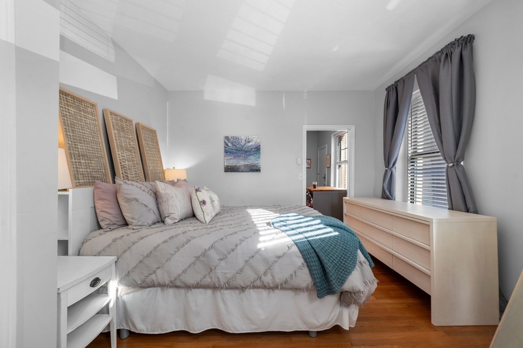 1810 Dorchester Aveune # 3