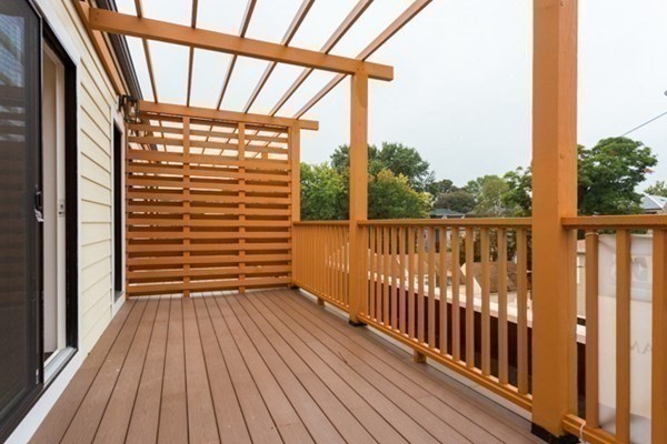 18 Highland Avenue # 2