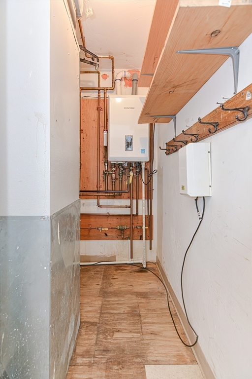 6 Dana Ave # 1