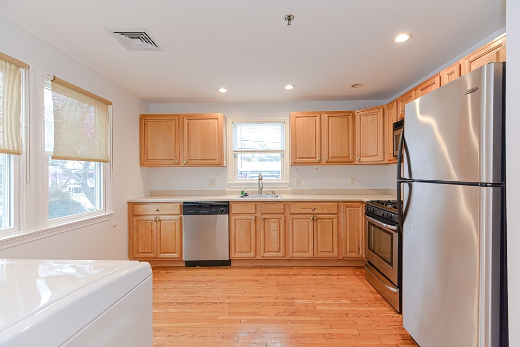 6 Dana Ave # 1