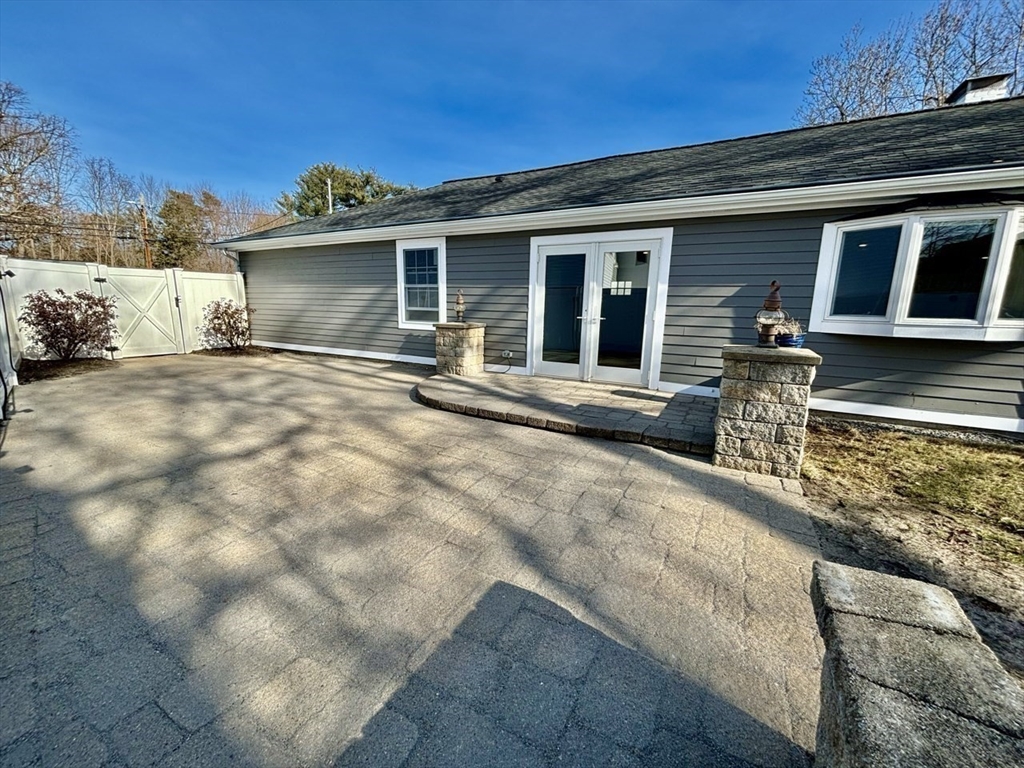 25 Hemlock Dr